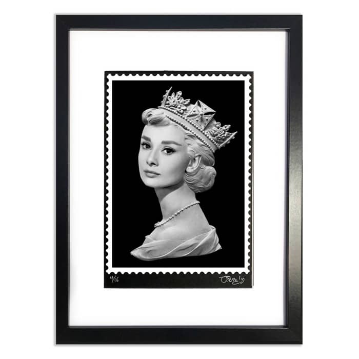 This image has an empty alt attribute; its file name is Framed-Audrey-©-Tide-Art-700x700.jpg