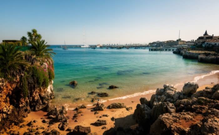 This image has an empty alt attribute; its file name is xx-cascais-700x433.jpg